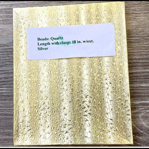 Green quartz beaded necklace and earrings set - Picture 4 of 13